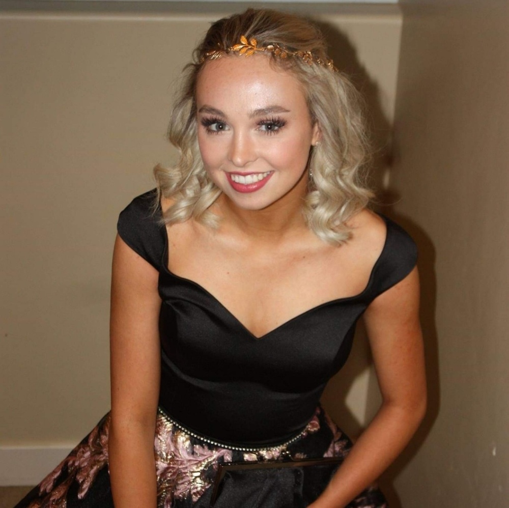 Ypsilon Prom Dress - Picture 2 of 8